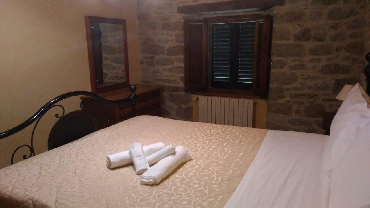 Agriturismo La Casina Caprese Michelangelo Exterior foto